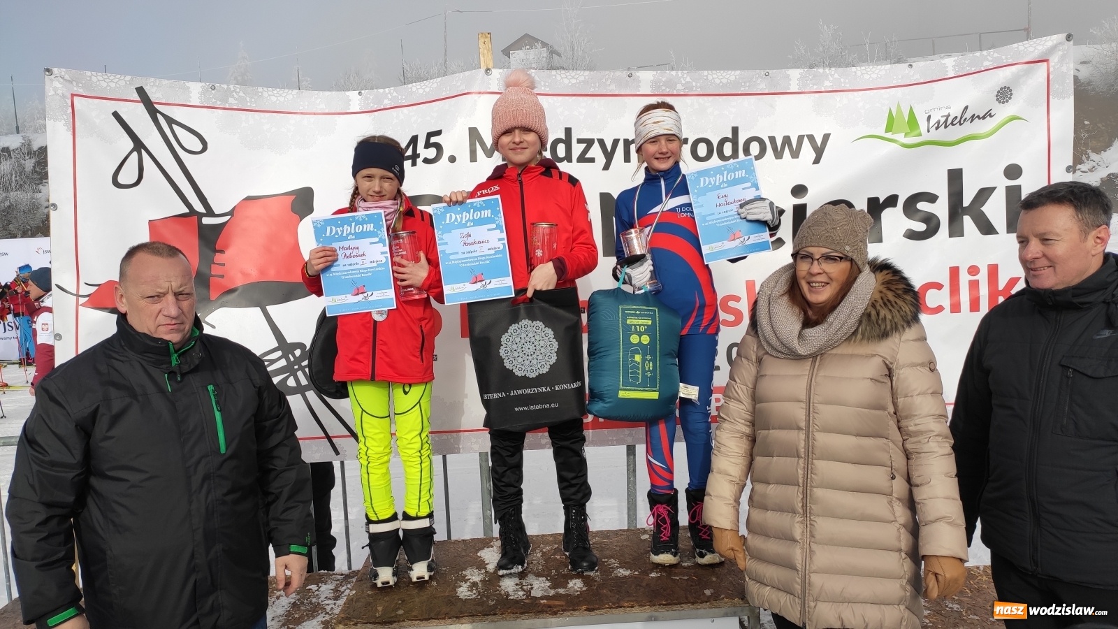 Zdjęcie w galerii na portalu naszwodzislaw.com: Sukcesy biegaczy Ski Team Wodzisław w Istebnej wiadomości z regionu