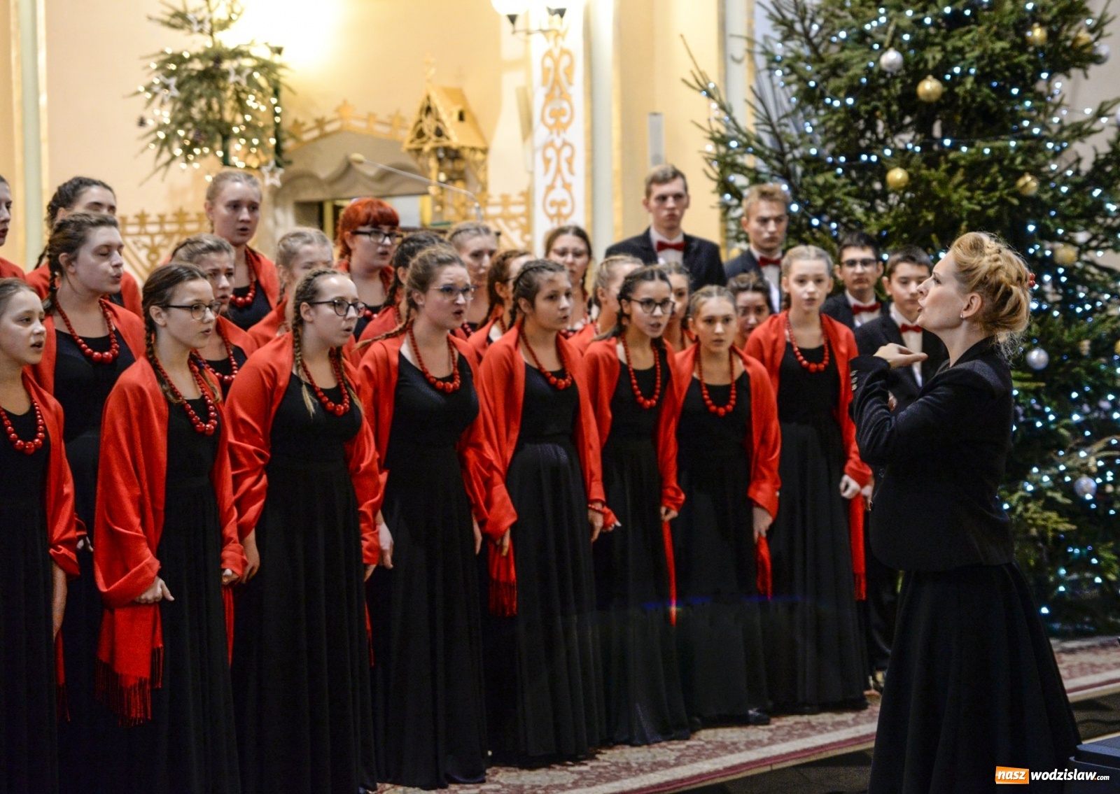 Zdjęcie w galerii na portalu naszwodzislaw.com: Chór Bel Canto z Raciborza wyśpiewał sobie zwycięstwo wiadomości z regionu