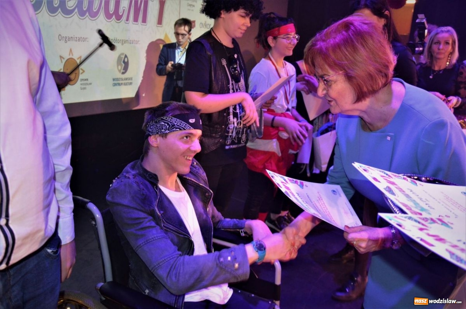 Zdjęcie w galerii na portalu naszwodzislaw.com: Za nami IV edycja Piosenki Karaoke Niepełnosprawnych [FOTO] wiadomości z regionu