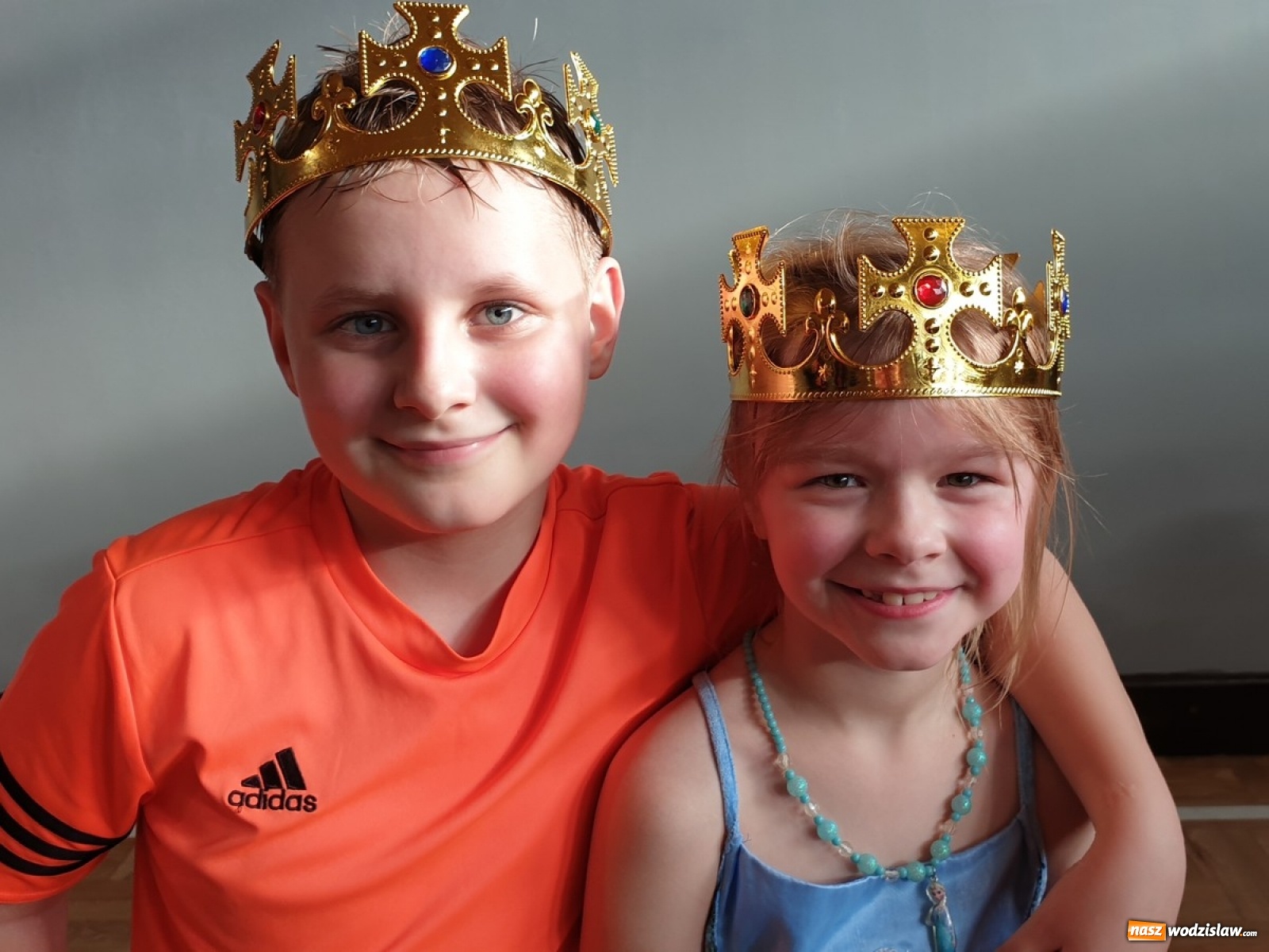 Zdjęcie w galerii na portalu naszwodzislaw.com: W świecie Smerfów i innych bajek w ZSP4 wiadomości z regionu