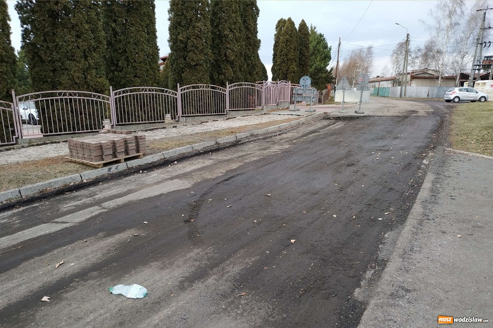Zdjęcie w galerii na portalu naszwodzislaw.com: Trwa remont ulicy Szkolnej w Połomi wiadomości z regionu