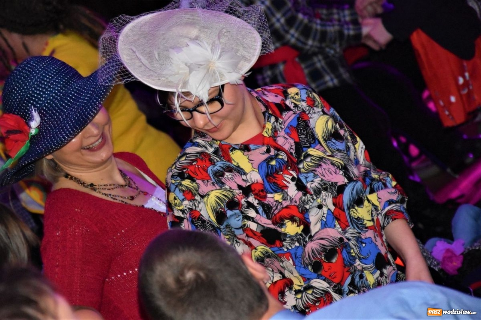 Zdjęcie w galerii na portalu naszwodzislaw.com: Bawili się na integracyjnym balu wiadomości z regionu