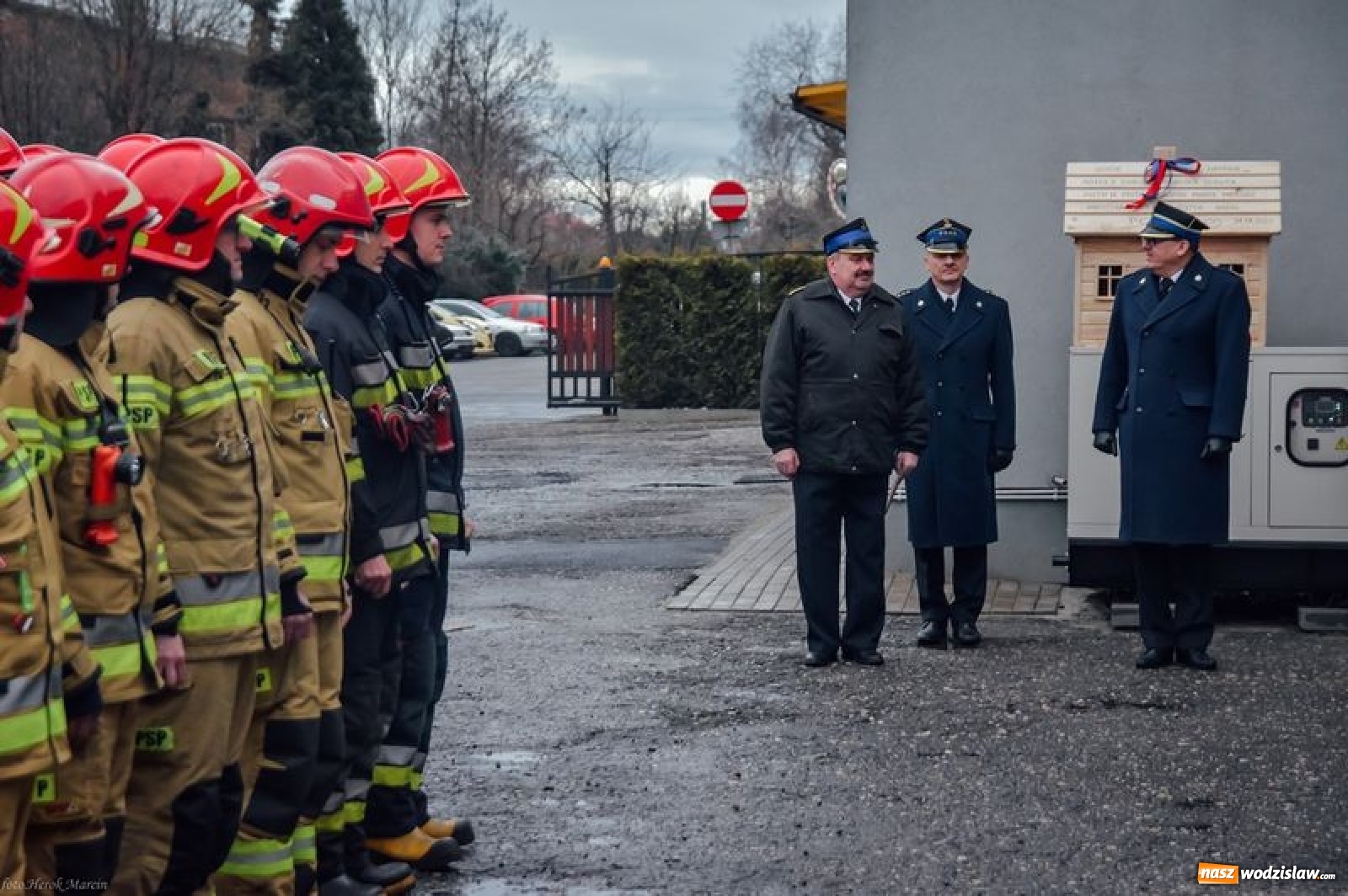Zdjęcie w galerii na portalu naszwodzislaw.com: Uroczysta zmiana służby w JRG Rydułtowy wiadomości z regionu