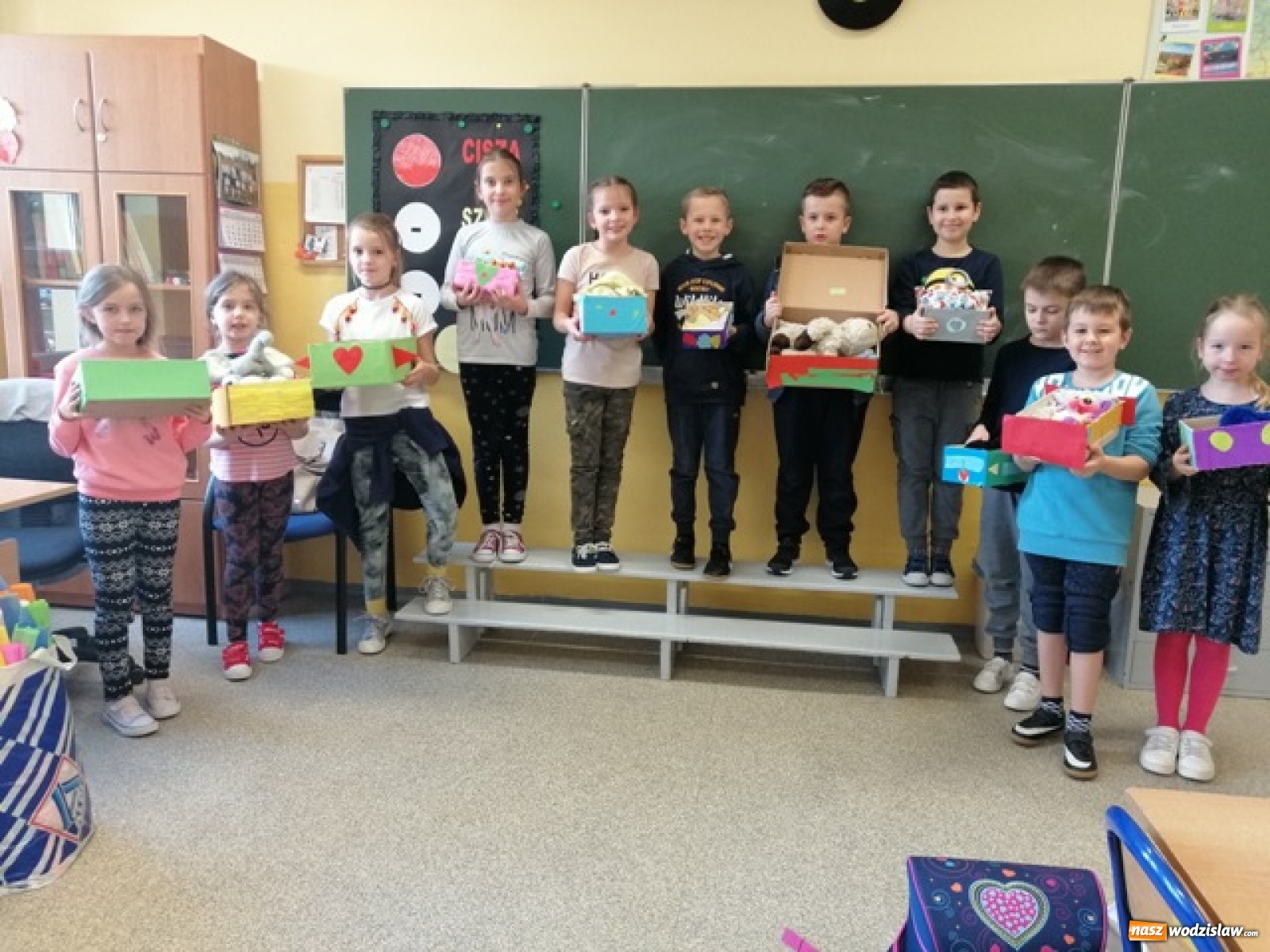 Zdjęcie w galerii na portalu naszwodzislaw.com: Lekturki spod chmurki w wodzisławskiej SP5 wiadomości z regionu