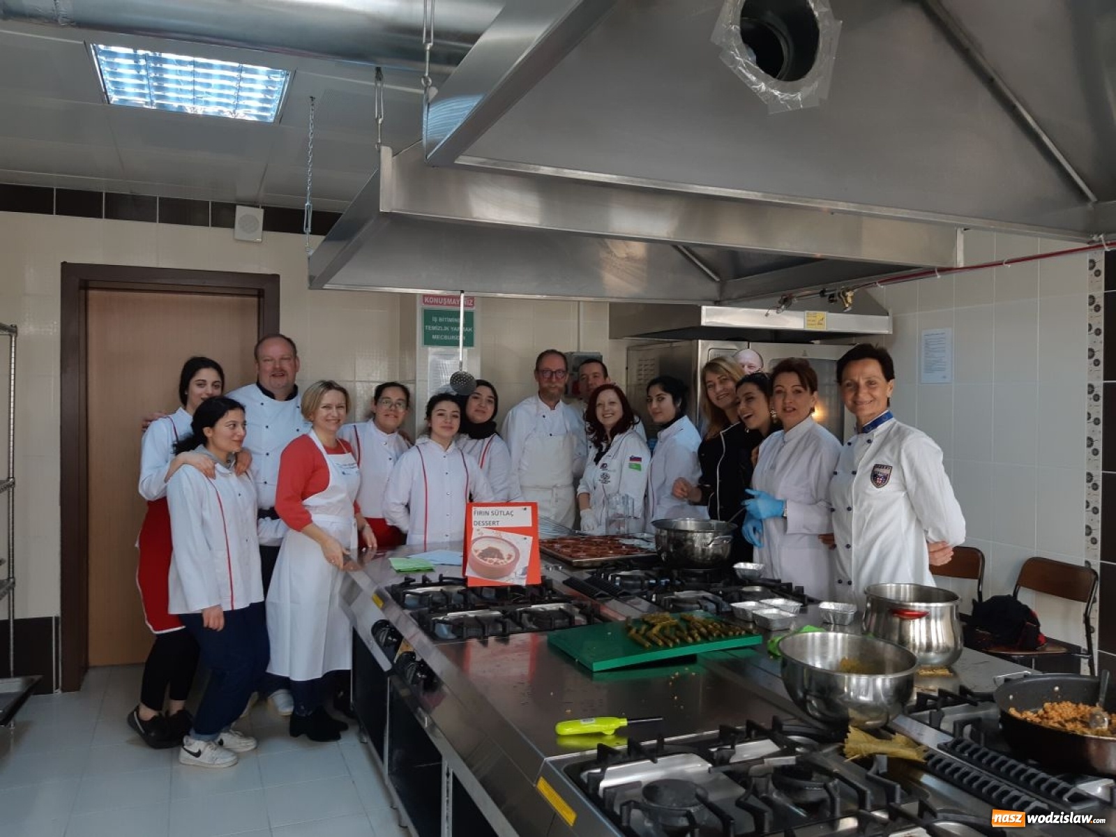 Zdjęcie w galerii na portalu naszwodzislaw.com: Smaki orientu, czyli jak nauczyciele Ekonomika zbierali doświadczenie w Turcji wiadomości z regionu