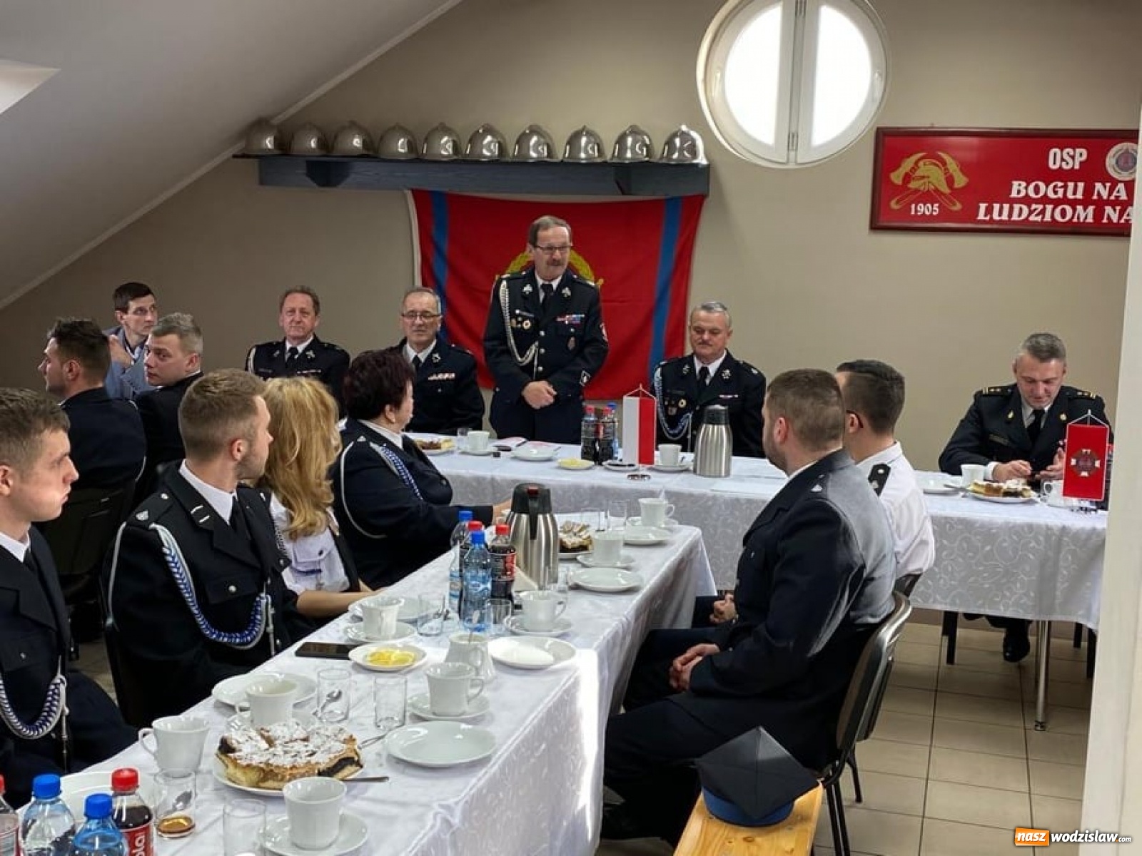 Zdjęcie w galerii na portalu naszwodzislaw.com: Strażacy ochotnicy z Gogołowej po zebraniu sprawozdawczym wiadomości z regionu