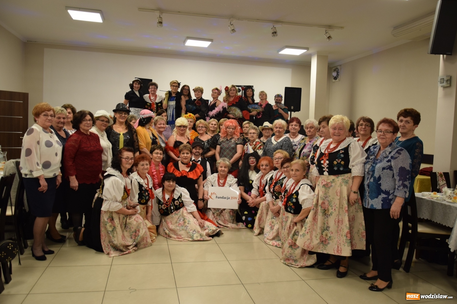 Zdjęcie w galerii na portalu naszwodzislaw.com: Babski Comber członkiń KGW Mszana [FOTO] wiadomości z regionu