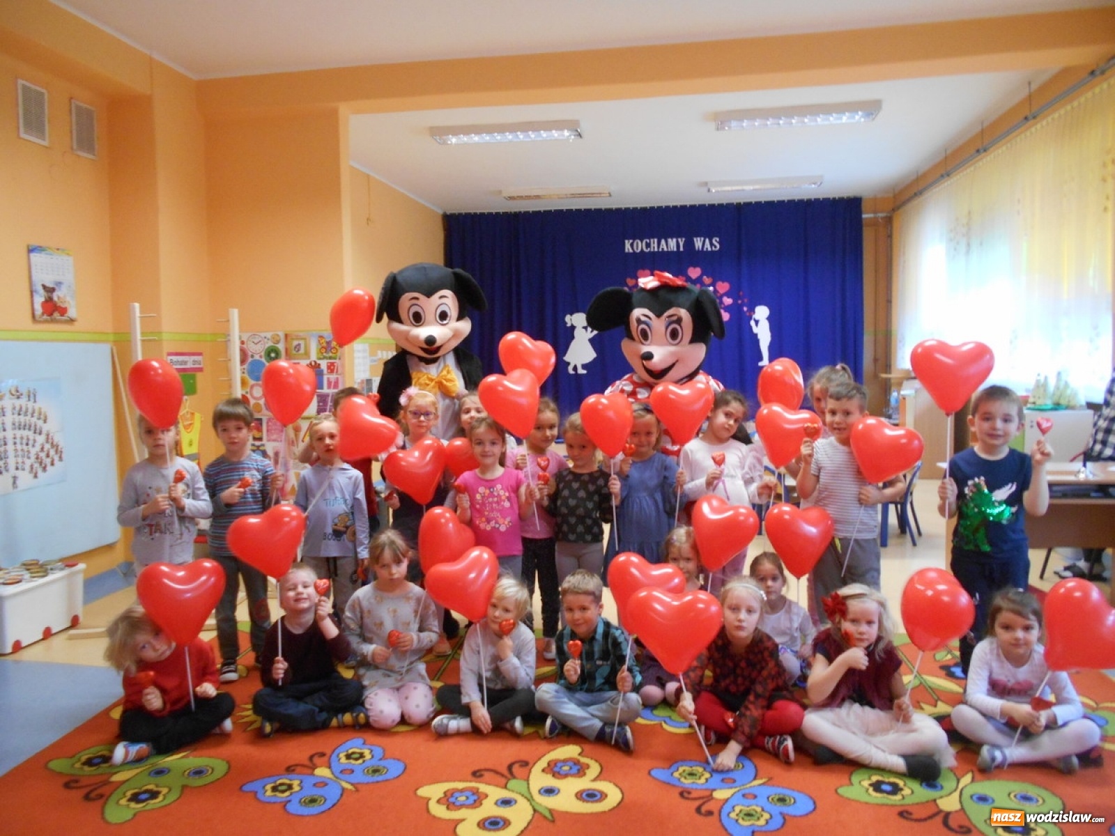 Zdjęcie w galerii na portalu naszwodzislaw.com: Walentynkowe zabawy w przedszkolu numer 18 wiadomości z regionu