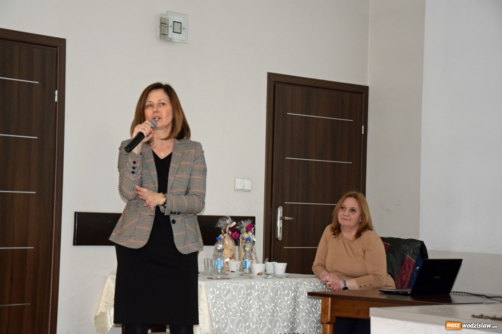 Zdjęcie w galerii na portalu naszwodzislaw.com: Spotkanie na temat choroby Alzheimera w Klubie Seniora w Mszanie wiadomości z regionu