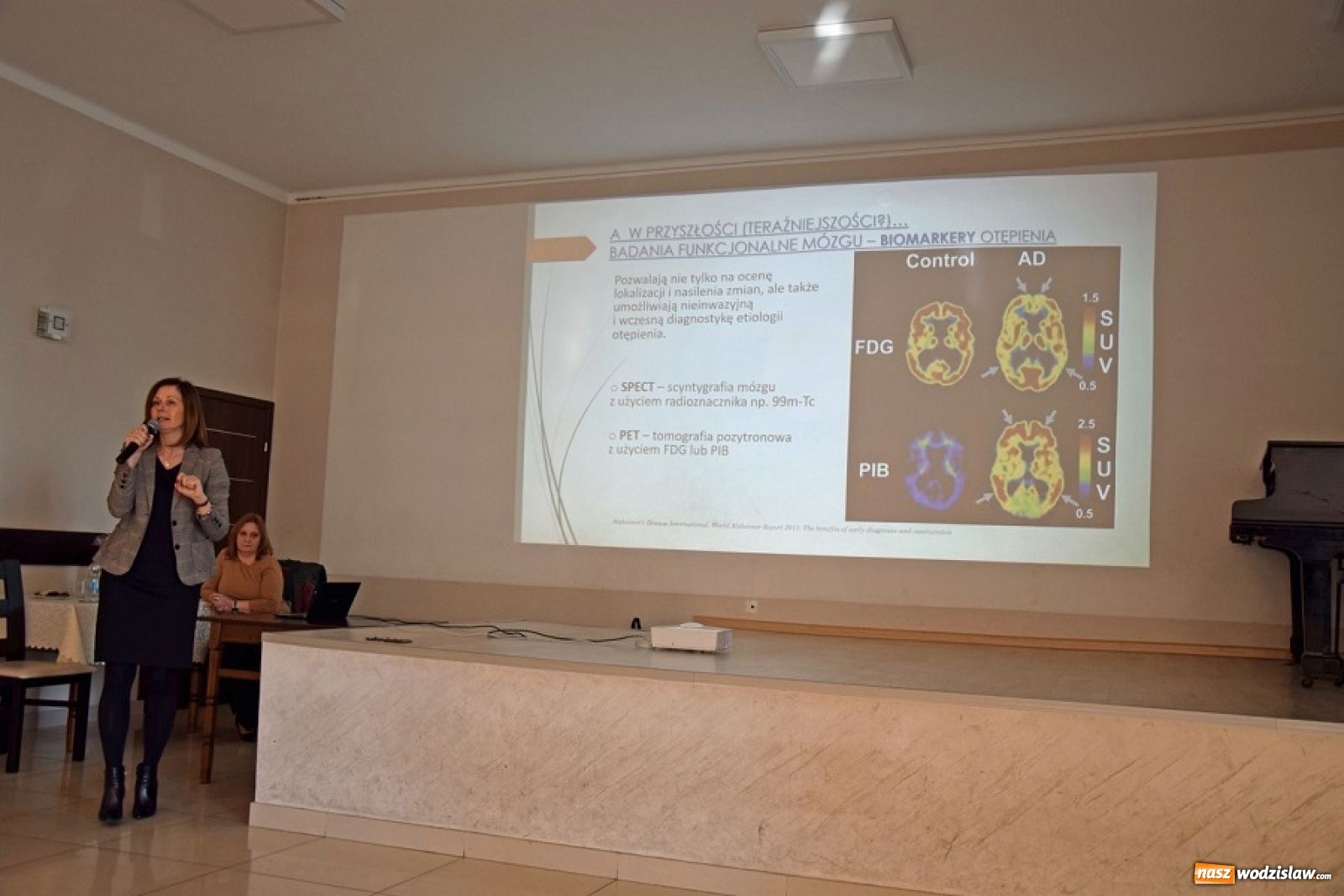 Zdjęcie w galerii na portalu naszwodzislaw.com: Spotkanie na temat choroby Alzheimera w Klubie Seniora w Mszanie wiadomości z regionu