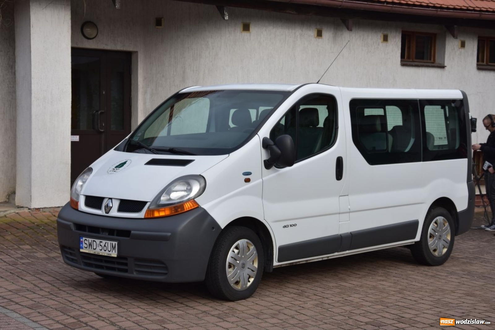 Zdjęcie w galerii na portalu naszwodzislaw.com: DPS w Gorzycach ma nowy samochód wiadomości z regionu