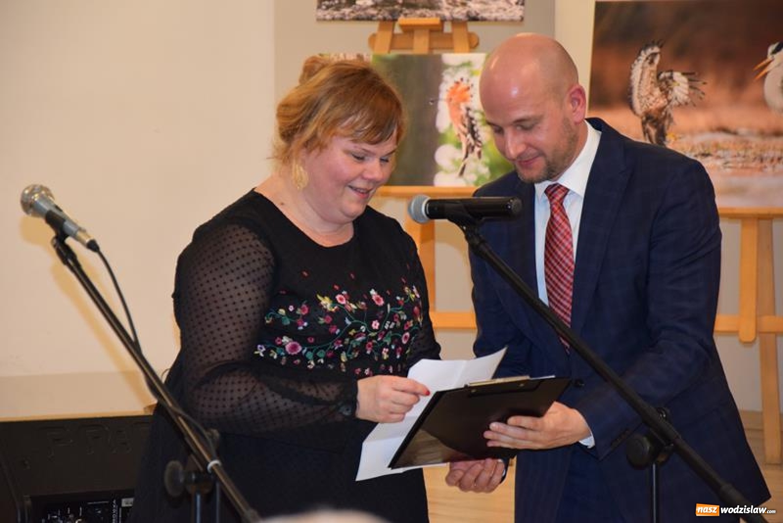 Zdjęcie w galerii na portalu naszwodzislaw.com: Promocja książki Nasze opoWieści Gminne w Mszanie [FOTO] wiadomości z regionu