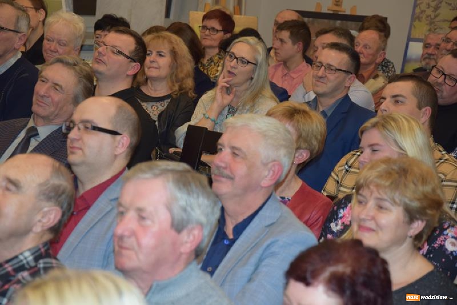 Zdjęcie w galerii na portalu naszwodzislaw.com: Promocja książki Nasze opoWieści Gminne w Mszanie [FOTO] wiadomości z regionu