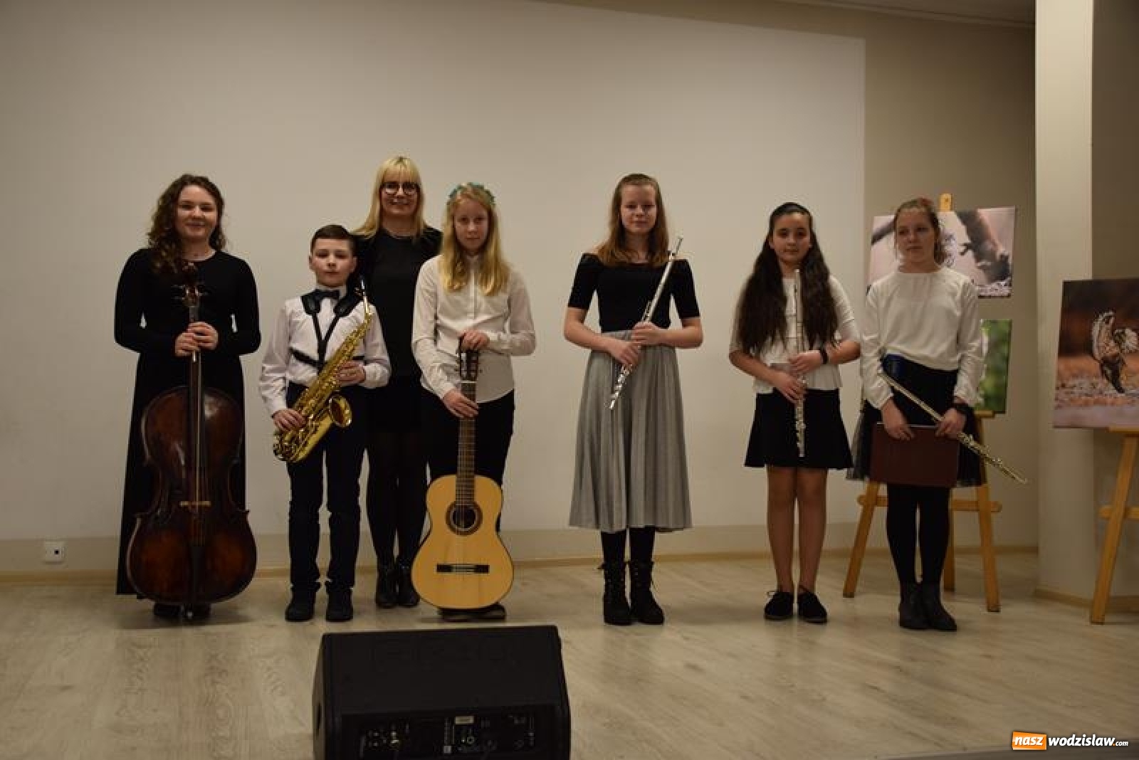 Zdjęcie w galerii na portalu naszwodzislaw.com: Promocja książki Nasze opoWieści Gminne w Mszanie [FOTO] wiadomości z regionu