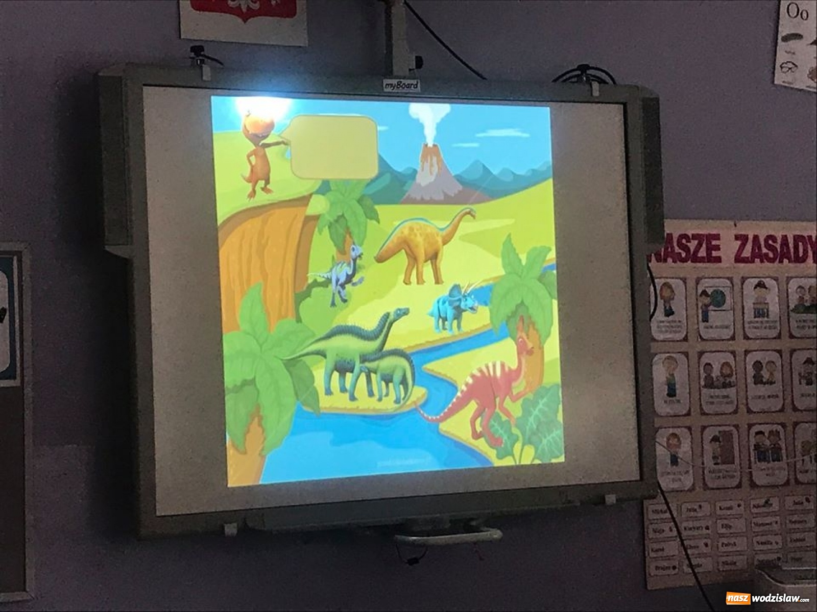 Zdjęcie w galerii na portalu naszwodzislaw.com: Przedszkolaki z wodzisławskiej szóstki świętowały Dzień Dinozaura wiadomości z regionu