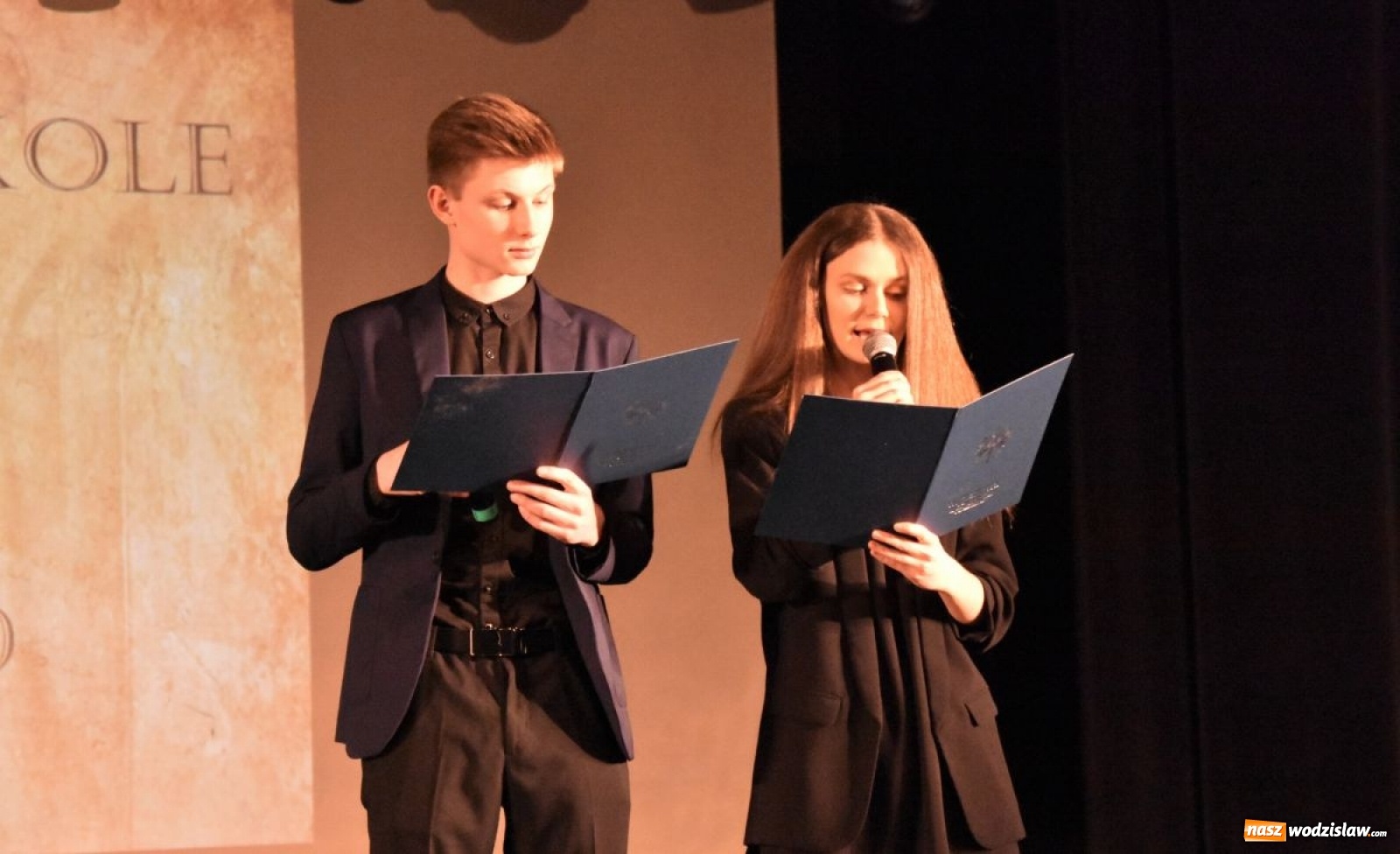 Zdjęcie w galerii na portalu naszwodzislaw.com: Od 15 lat w rodzinie szkół Tischnerowskich [FOTO] wiadomości z regionu