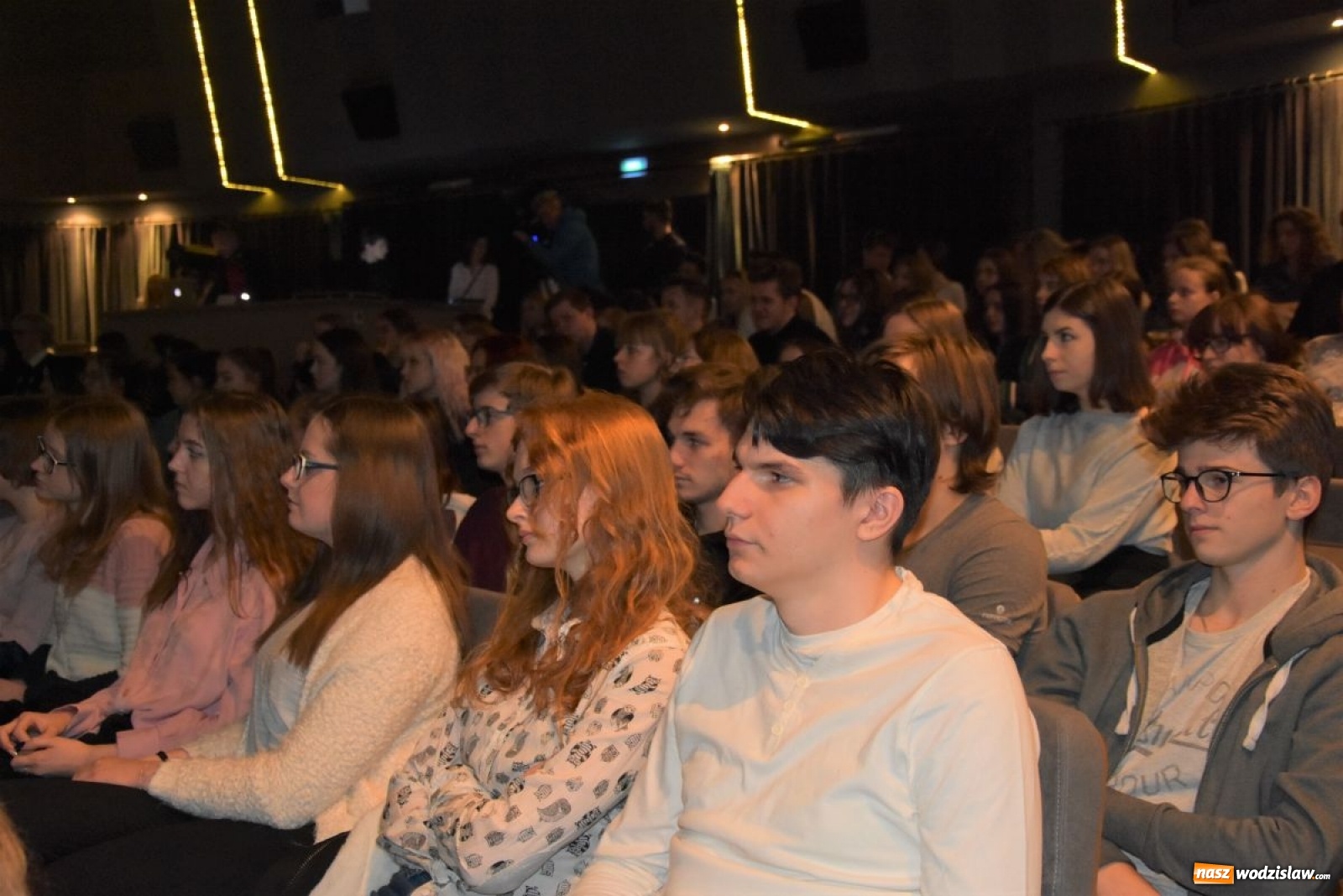 Zdjęcie w galerii na portalu naszwodzislaw.com: Od 15 lat w rodzinie szkół Tischnerowskich [FOTO] wiadomości z regionu