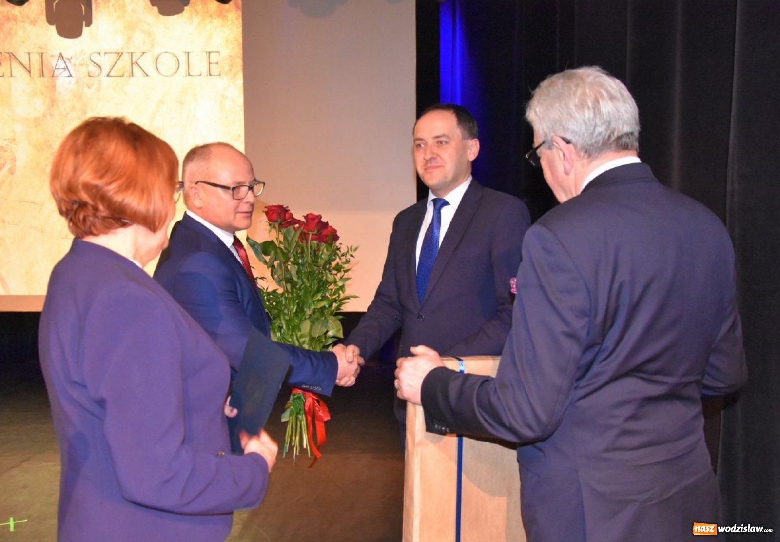 Zdjęcie w galerii na portalu naszwodzislaw.com: Od 15 lat w rodzinie szkół Tischnerowskich [FOTO] wiadomości z regionu