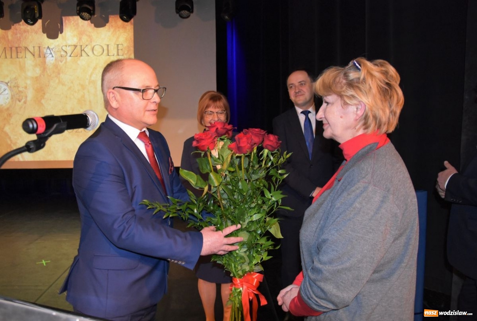 Zdjęcie w galerii na portalu naszwodzislaw.com: Od 15 lat w rodzinie szkół Tischnerowskich [FOTO] wiadomości z regionu