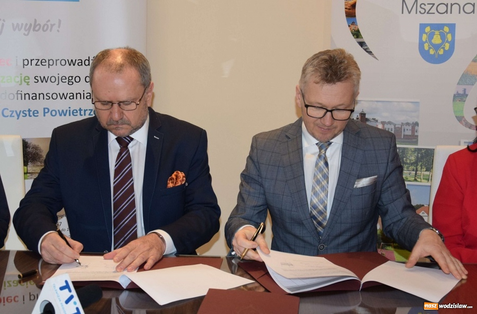 Zdjęcie w galerii na portalu naszwodzislaw.com: W Mszanie podpisano porozumienie w sprawie punktu Czyste Powietrze wiadomości z regionu