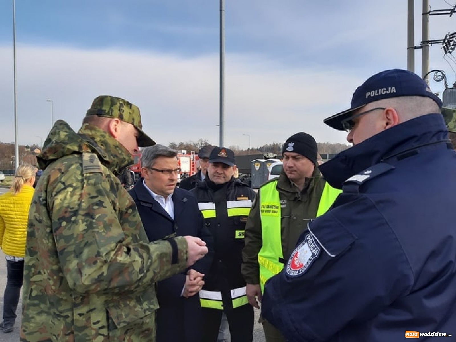 Zdjęcie w galerii na portalu naszwodzislaw.com: Uruchomiono kontrole na przejściach granicznych wiadomości z regionu