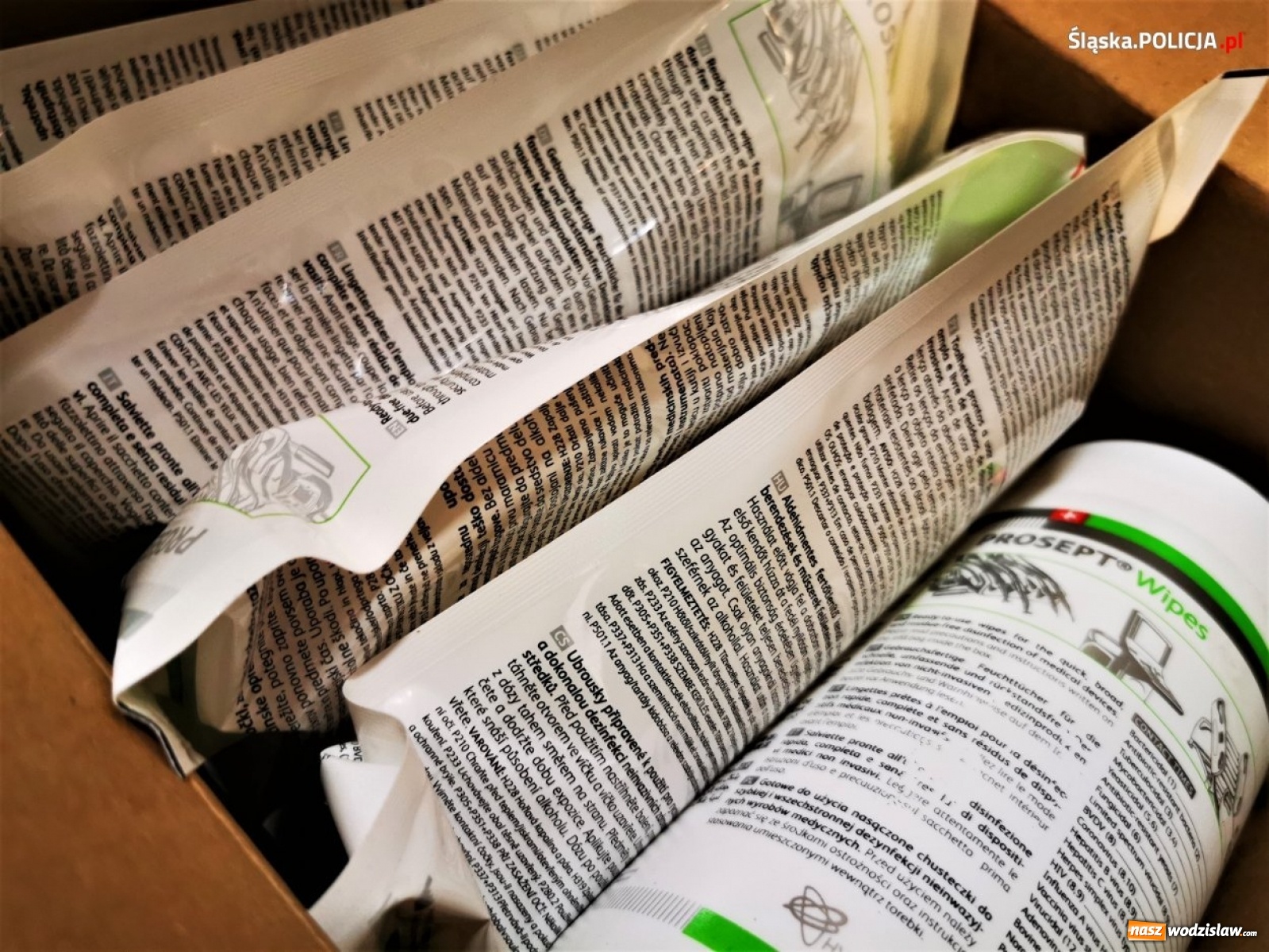 Zdjęcie w galerii na portalu naszwodzislaw.com: Środki ochrony sanitarnej na bieżąco trafiają do policjantów wiadomości z regionu