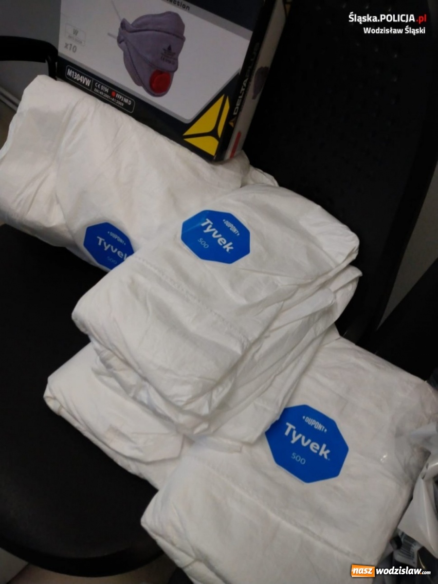 Zdjęcie w galerii na portalu naszwodzislaw.com: Kolejne środki ochrony sanitarnej trafiły do wodzisławskich policjantów wiadomości z regionu