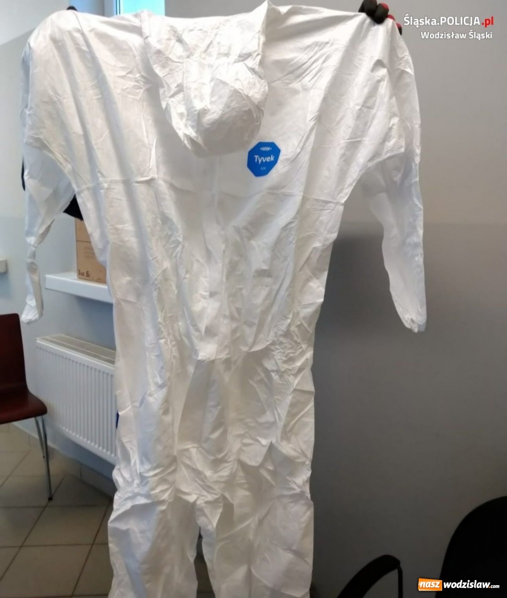 Zdjęcie w galerii na portalu naszwodzislaw.com: Kolejne środki ochrony sanitarnej trafiły do wodzisławskich policjantów wiadomości z regionu