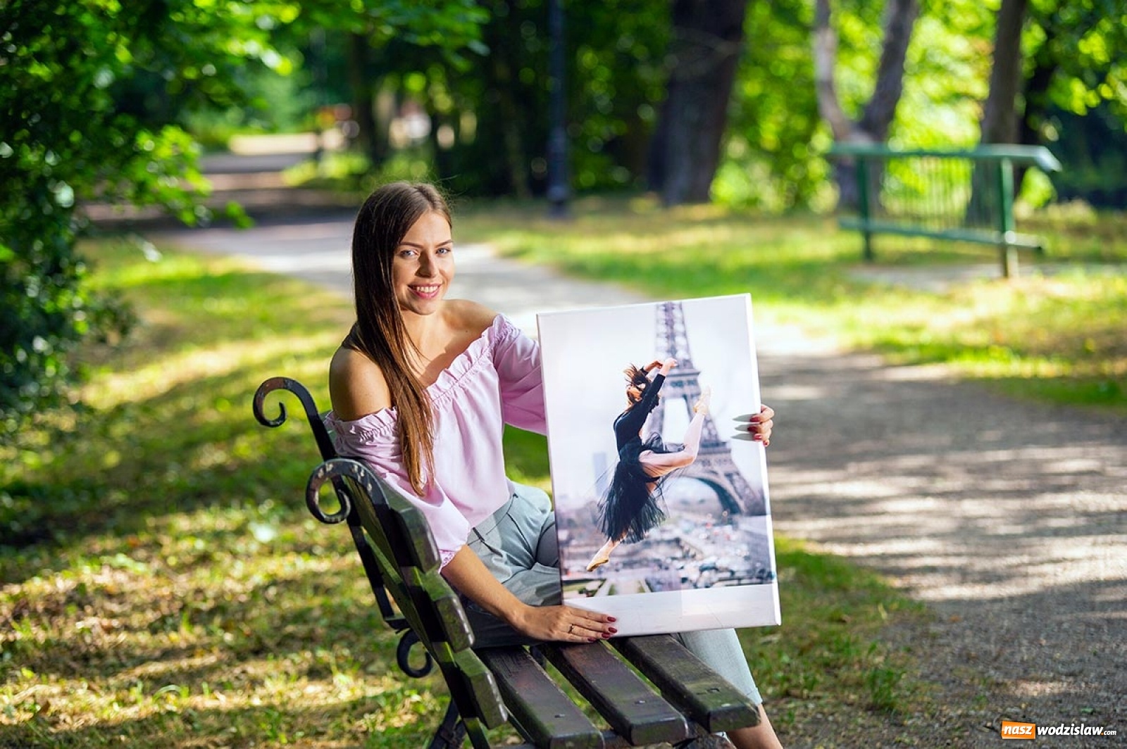 Zdjęcie w galerii na portalu naszwodzislaw.com: Wirus nie pozwala Ci wyjść z domu? Zamów świąteczny prezent dla bliskich online. wiadomości z regionu