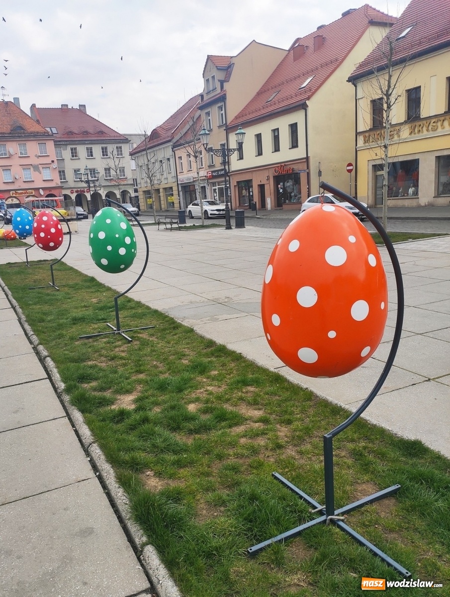 Zdjęcie w galerii na portalu naszwodzislaw.com: Wodzisław Śląski stroi się na święta wiadomości z regionu