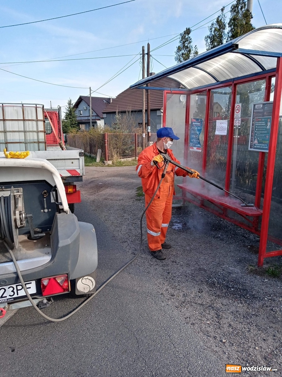 Zdjęcie w galerii na portalu naszwodzislaw.com: Tak przebiega dezynfekcja w mieście wiadomości z regionu