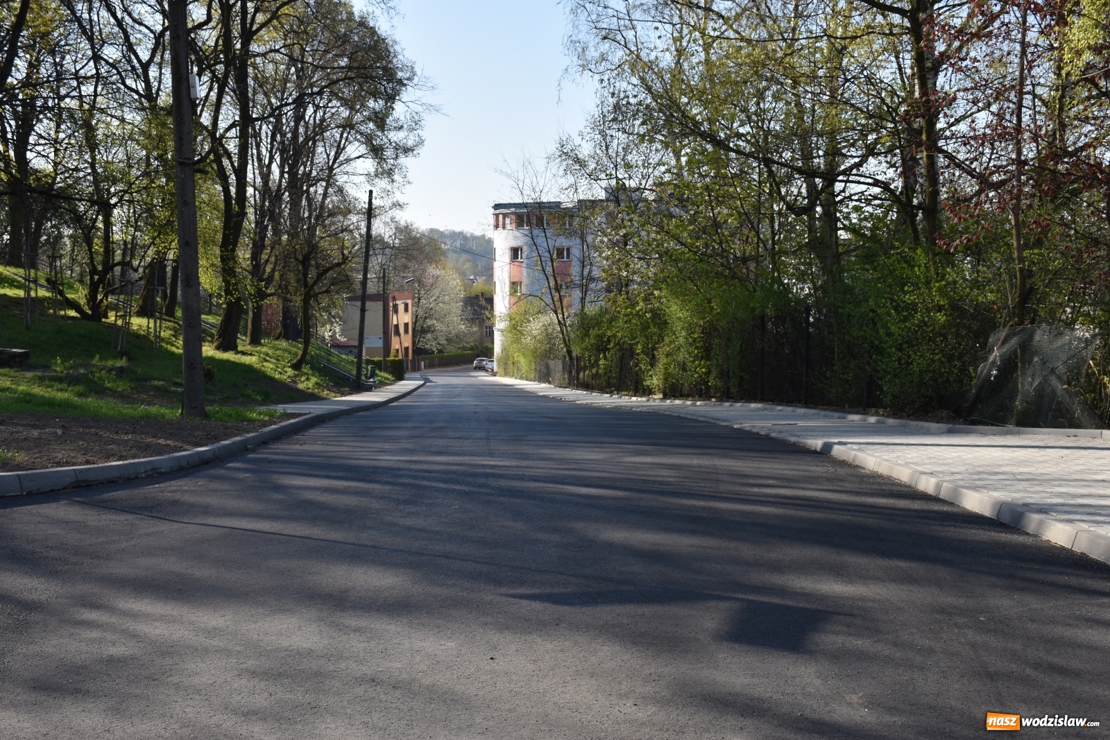 Zdjęcie w galerii na portalu naszwodzislaw.com: Prace remontowe na ulicy Daszyńskiego zakończone wiadomości z regionu