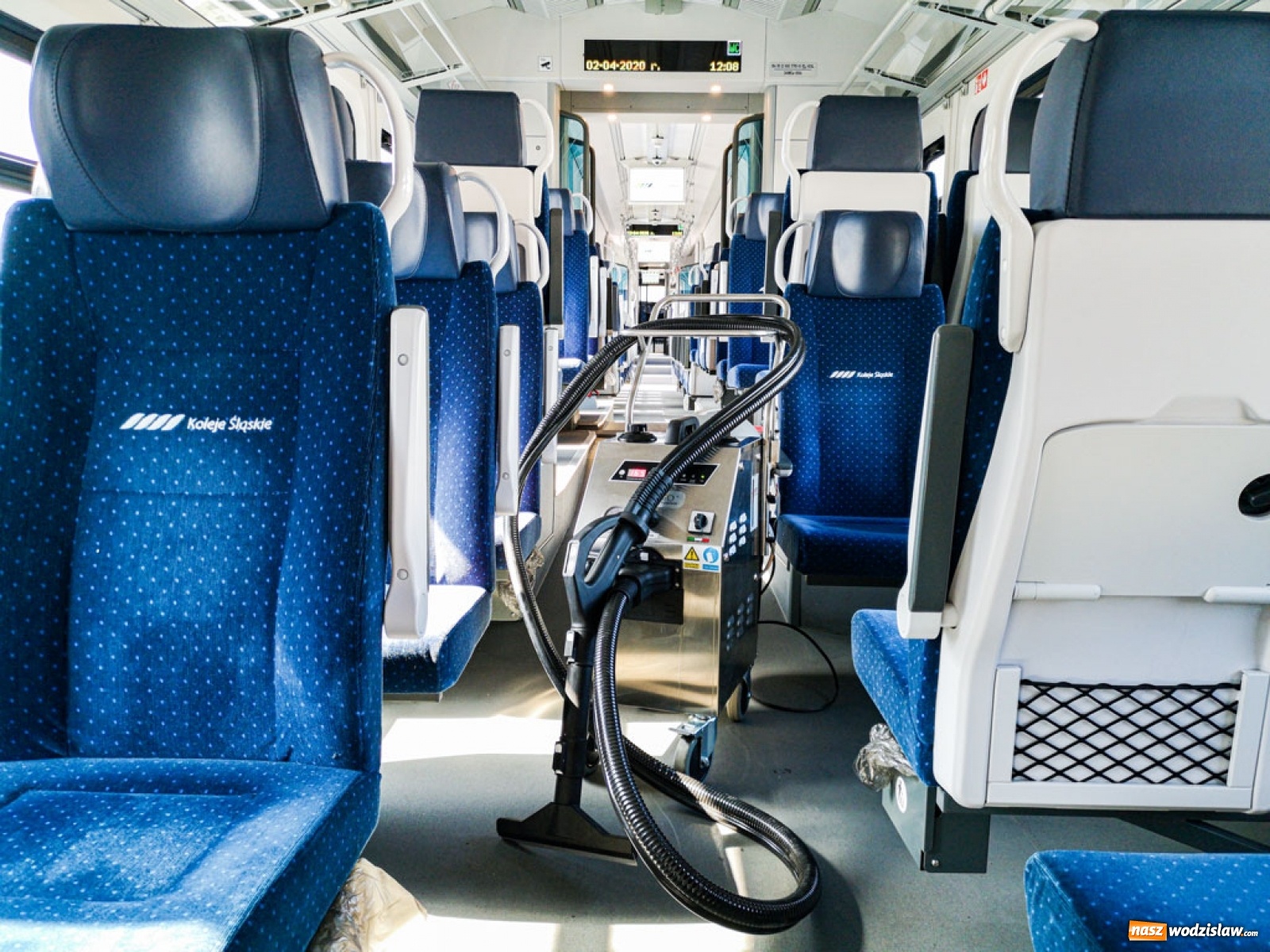 Zdjęcie w galerii na portalu naszwodzislaw.com: Koleje Śląskie podkręcają temperaturę. Sucha para nowym rozwiązaniem przewoźnika wiadomości z regionu