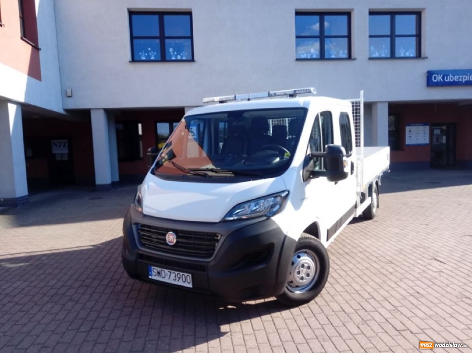 Zdjęcie w galerii na portalu naszwodzislaw.com: Gmina Mszana wymienia wyeksploatowany tabor samochodowy wiadomości z regionu