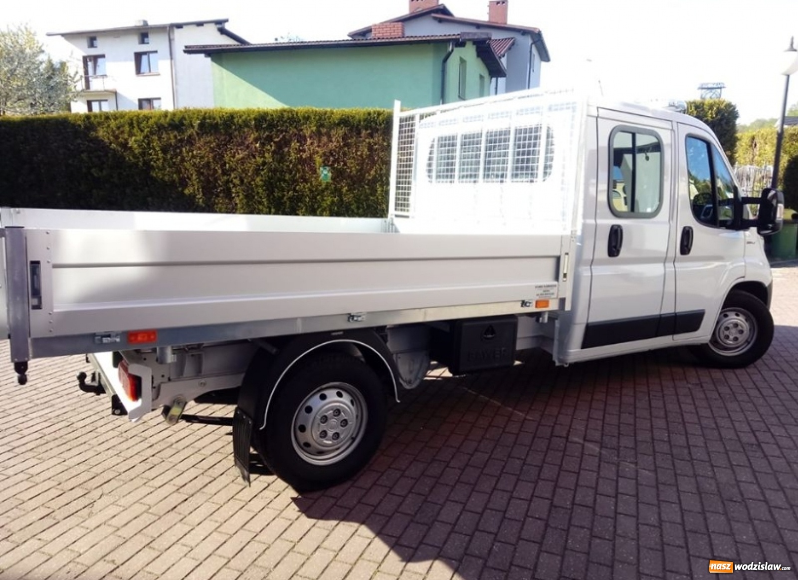 Zdjęcie w galerii na portalu naszwodzislaw.com: Gmina Mszana wymienia wyeksploatowany tabor samochodowy wiadomości z regionu