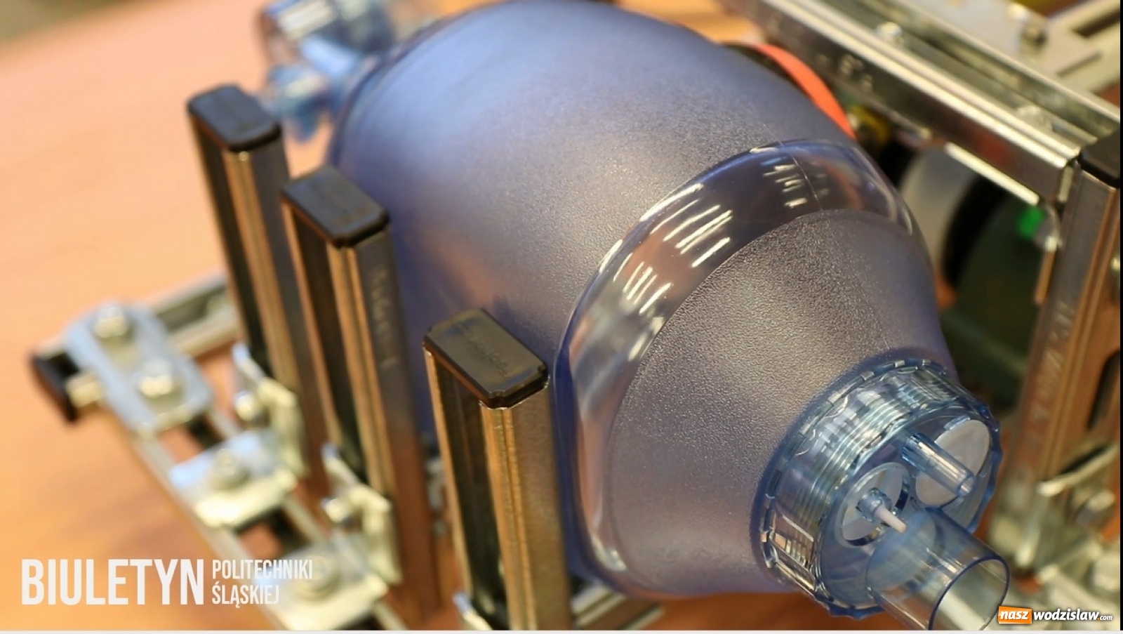 Zdjęcie w galerii na portalu naszwodzislaw.com: Politechnika Śląska opracowała automatyczny resuscytator wspomagający oddychanie wiadomości z regionu