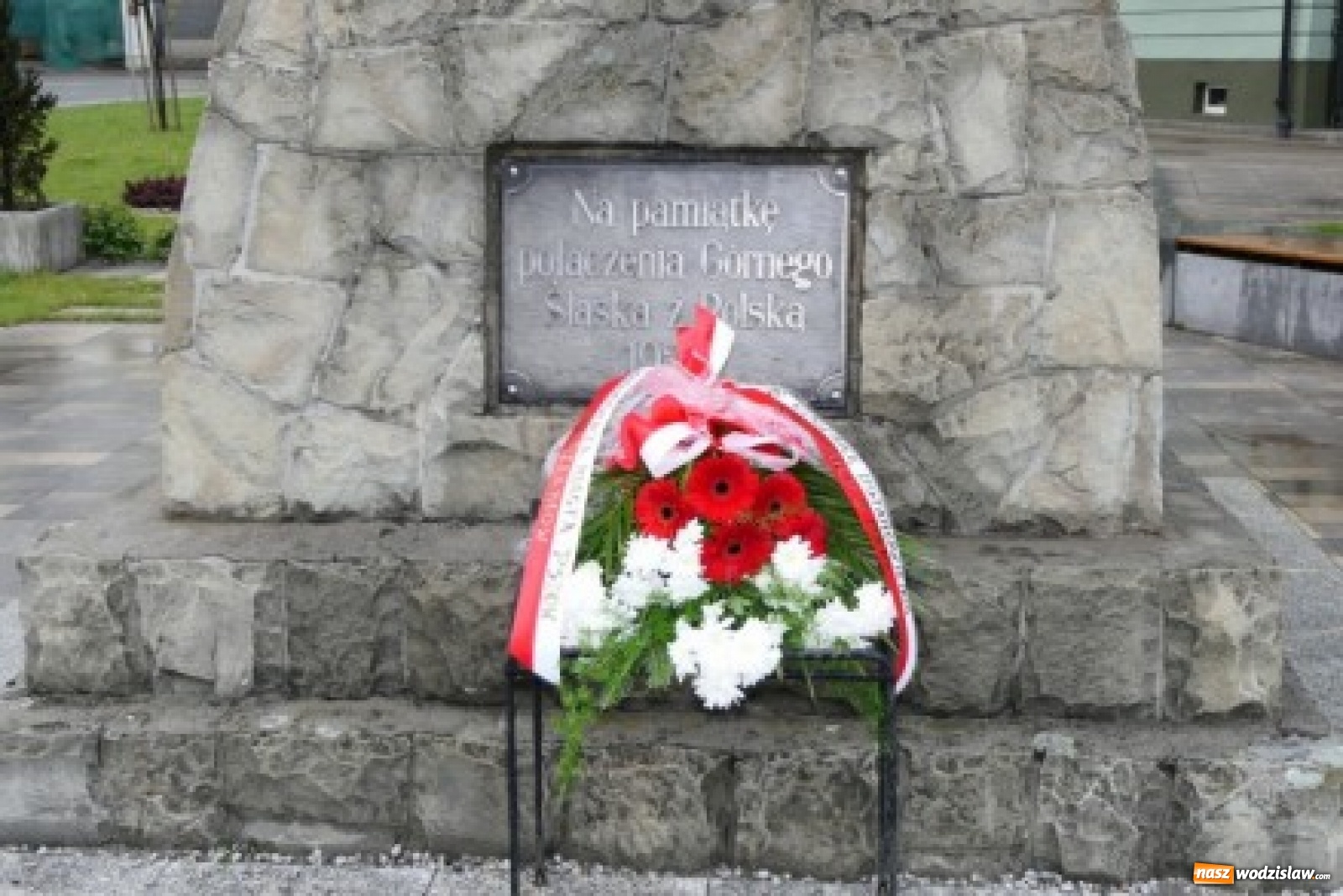 Zdjęcie w galerii na portalu naszwodzislaw.com: Jak 3 Maja świętowano w Pszowie? wiadomości z regionu