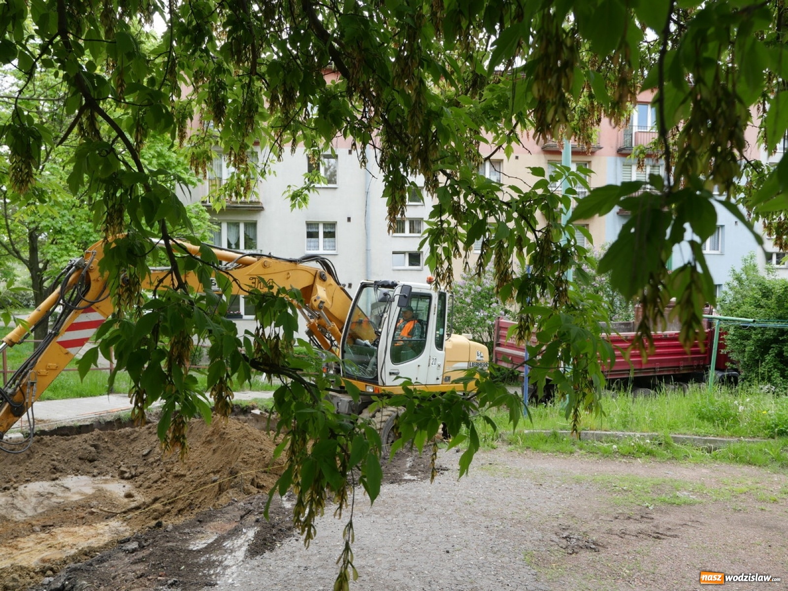 Zdjęcie w galerii na portalu naszwodzislaw.com: Ruszył remont ulicy Adama Asnyka w Wodzisławiu Śląskim wiadomości z regionu
