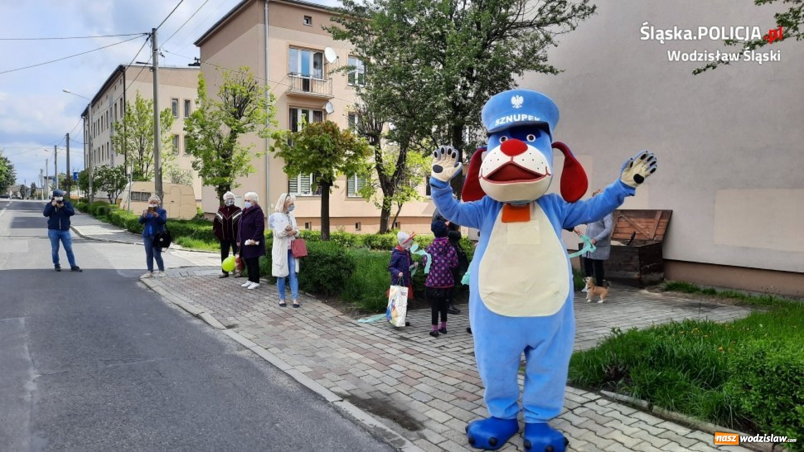 Zdjęcie w galerii na portalu naszwodzislaw.com: Urodzinowa niespodzianka dla 4-latka z Radlina wiadomości z regionu