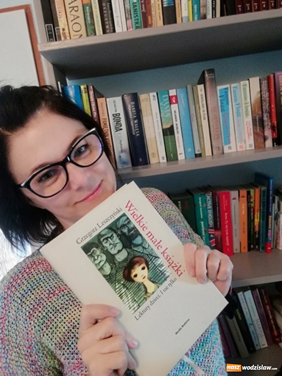 Zdjęcie w galerii na portalu naszwodzislaw.com: Dziś święto bibliotekarzy i bibliotek. Akcja Biblioteczka w Połomi wiadomości z regionu