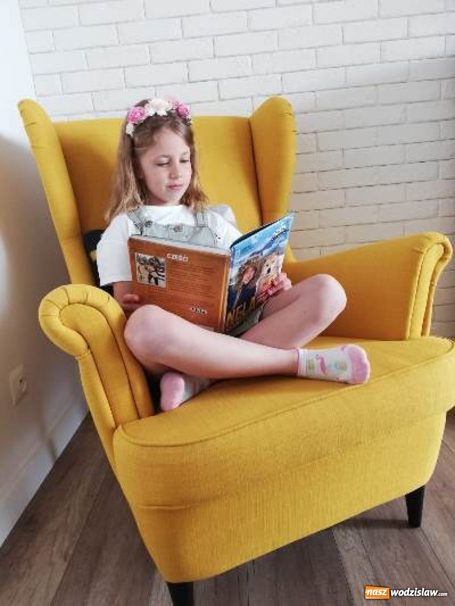 Zdjęcie w galerii na portalu naszwodzislaw.com: Dziś święto bibliotekarzy i bibliotek. Akcja Biblioteczka w Połomi wiadomości z regionu