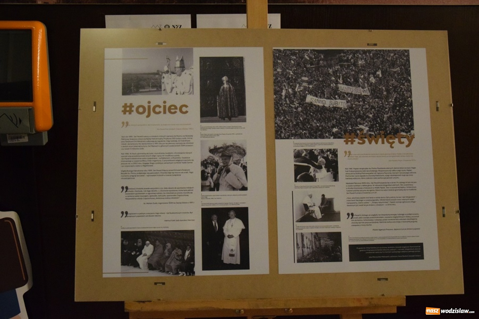 Zdjęcie w galerii na portalu naszwodzislaw.com: Setne urodziny Karola Wojtyły. Specjalna wystawa w holu UG Mszana wiadomości z regionu