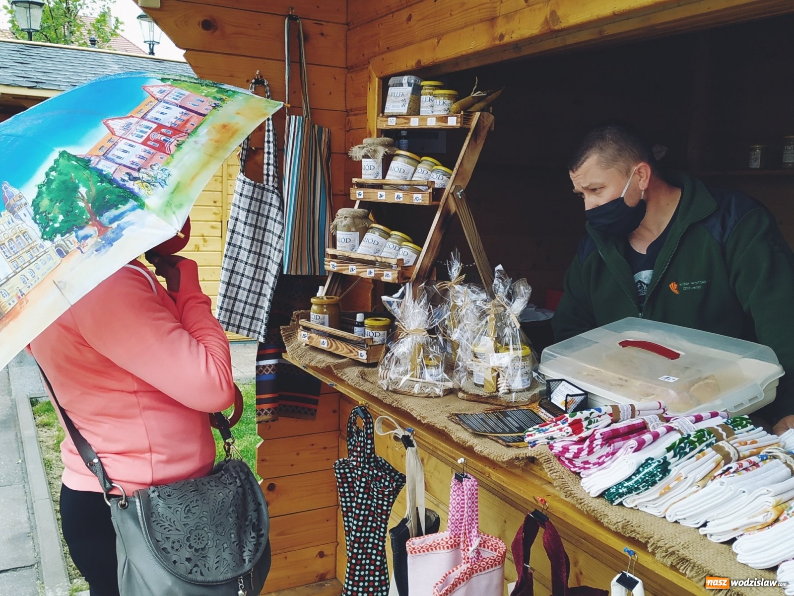 Zdjęcie w galerii na portalu naszwodzislaw.com: Kolejna udana edycja Wodzisławskiego Ekobazaru wiadomości z regionu