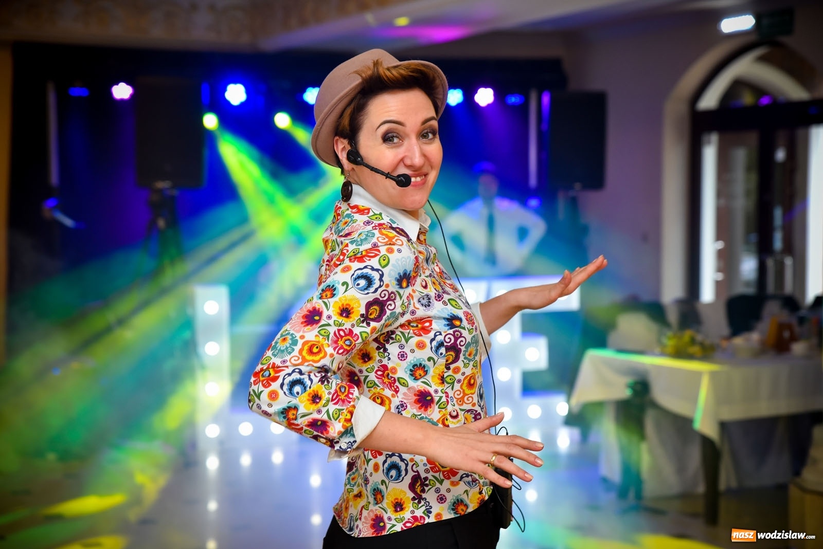 Zdjęcie w galerii na portalu naszwodzislaw.com: #hot16challenge2 - RAP z Gramofonu wiadomości z regionu