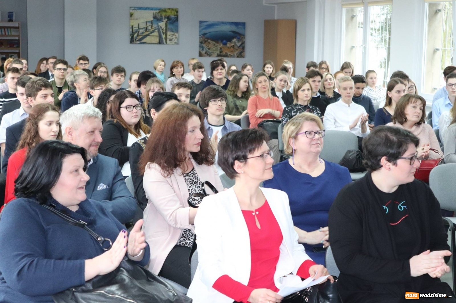 Zdjęcie w galerii na portalu naszwodzislaw.com: 22 twarze edukacji w dobie pandemii wiadomości z regionu