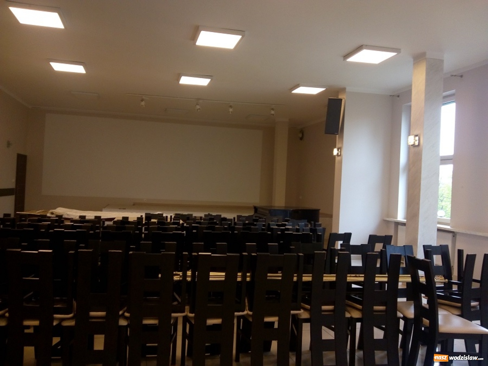 Zdjęcie w galerii na portalu naszwodzislaw.com: Mszana. Gminne placówki wykorzystują przymusową izolację na bieżące prace i remonty wiadomości z regionu