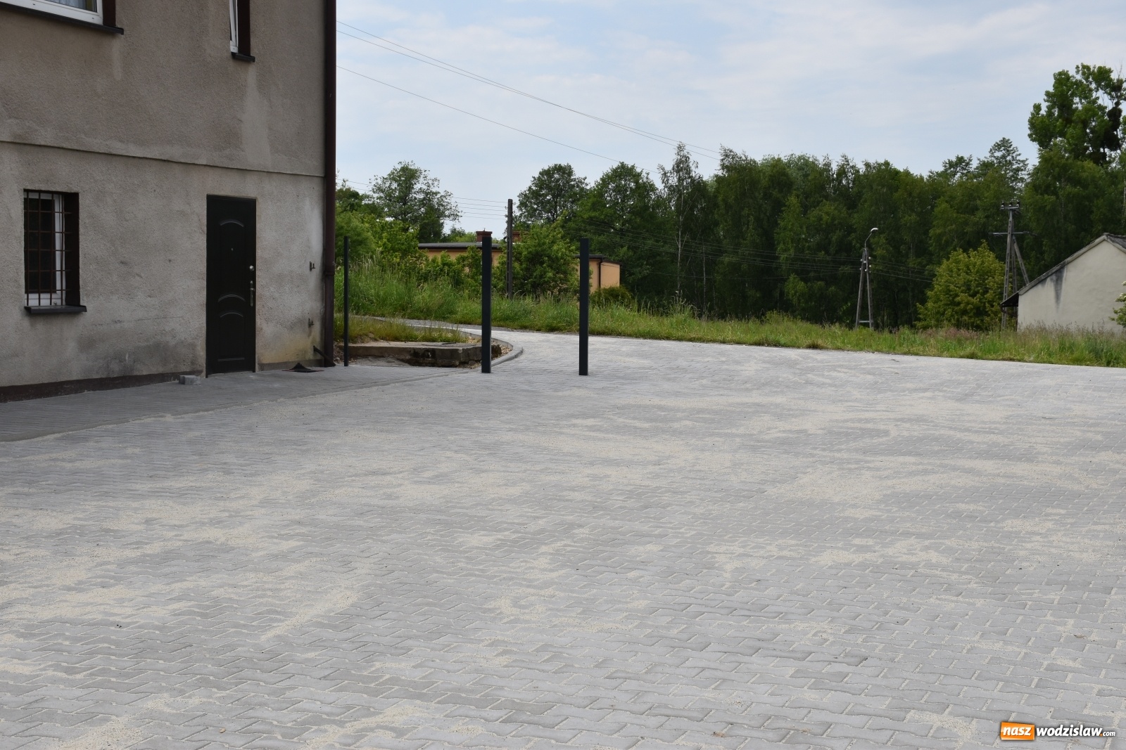 Zdjęcie w galerii na portalu naszwodzislaw.com: OSP Turzyczka zyskuje na nowym wyglądzie wiadomości z regionu