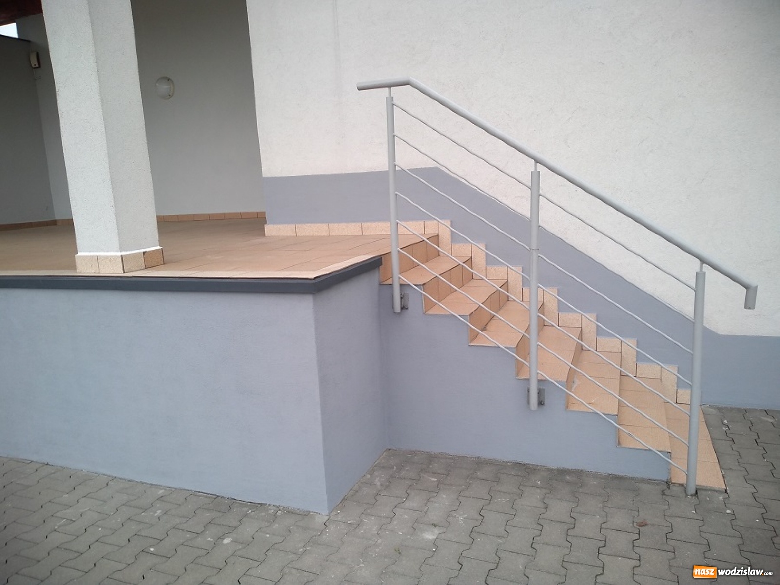 Zdjęcie w galerii na portalu naszwodzislaw.com: Drobne remonty w mszańskim ośrodku sportu wiadomości z regionu