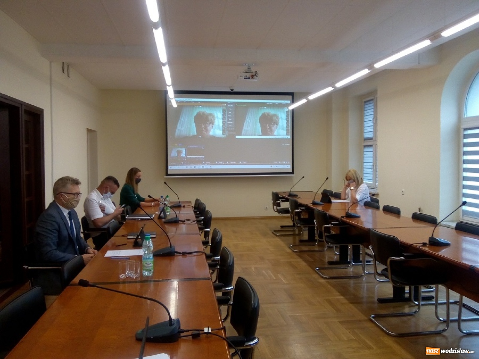 Zdjęcie w galerii na portalu naszwodzislaw.com: Gmina Mszana zwolniła przedsiębiorców z podatku od nieruchomości wiadomości z regionu