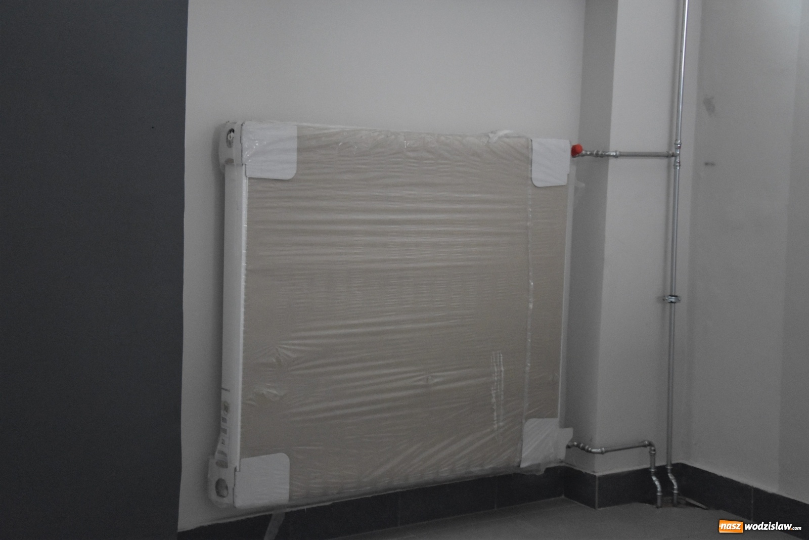 Zdjęcie w galerii na portalu naszwodzislaw.com: Szkoła w Rydułtowach pięknieje w oczach [FOTO] wiadomości z regionu